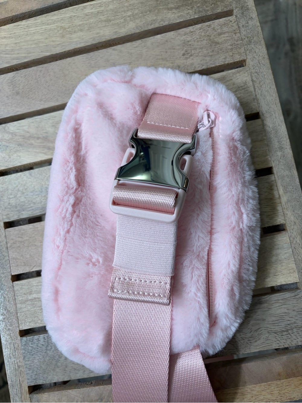 NWOT Lululemon Everywhere Belt Bag - Picture 4 of 5
